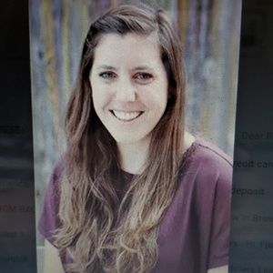 Meet your Posher, Roxanne